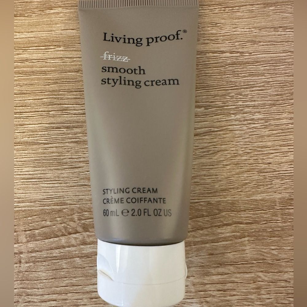 Living proof Smooth Styling Cream
